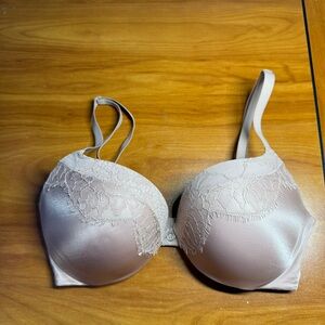 Victorias Secret Very Sexy Pushup Bra Pearl Light Pink Lace Detail 32D